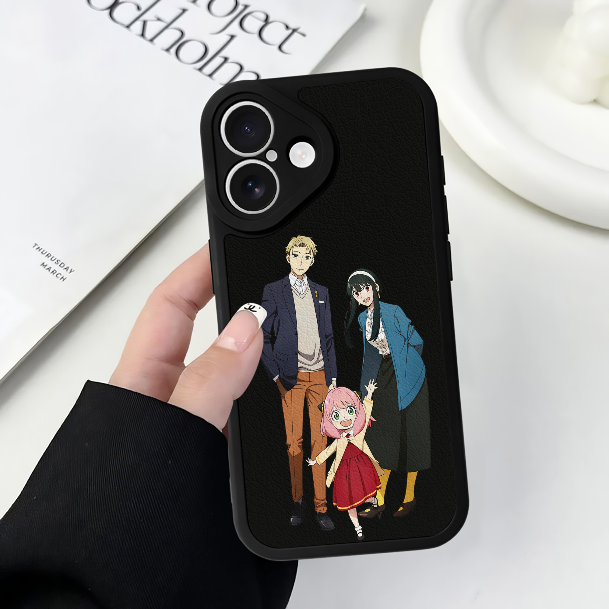 （画像用） SPY×FAMILY间谍家家酒 【iPhone 16シリーズ対応】シリコンスマホケース（レザー調） 材質：シリコン